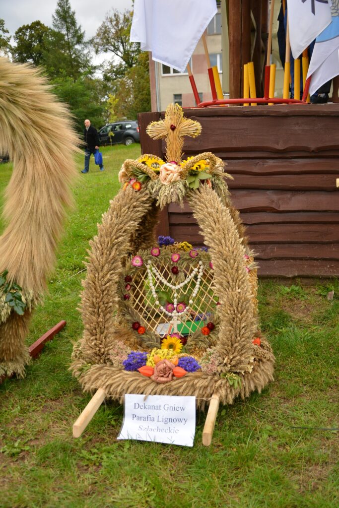Wieniec dożynkowy (7)