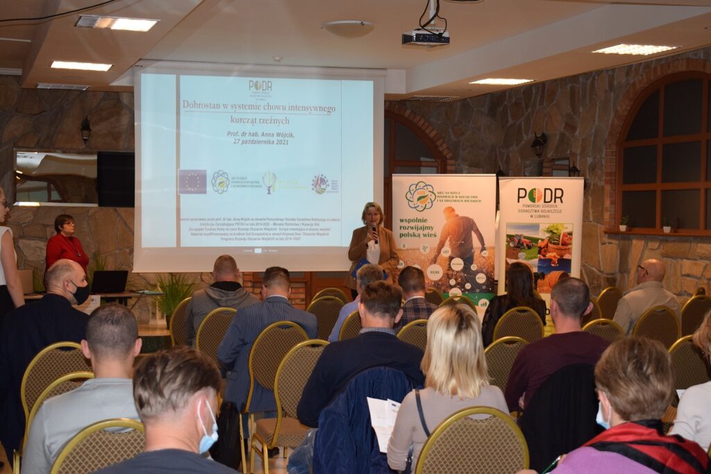 Przywitanie uczestników i otwarcie konferencji – z-ca dyrektora P. Ewa Szymańska