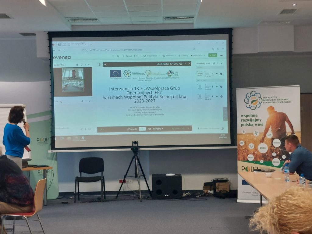 Uczestnicy Forum podczas wykładów i warsztatów tematycznych