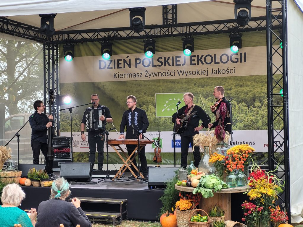 Występ zespołu „Karczmarze”