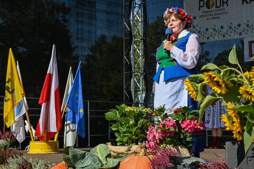 Wiceprezes Stowarzyszenia GSA prowadząca jubileusz