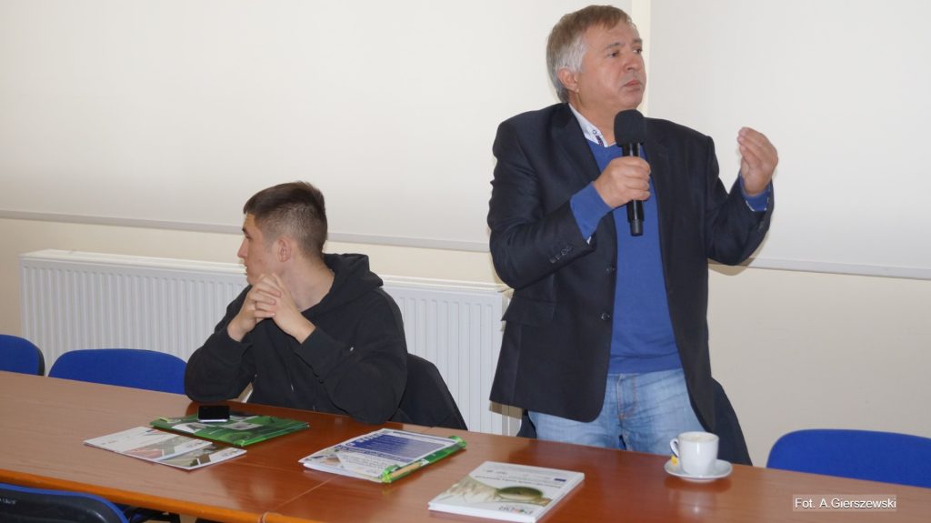 Dyskusja rolników z prelegentami