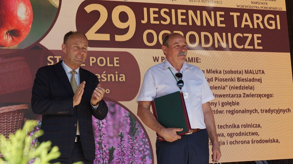 Podziękowanie panu Adamowi Kopeć za 20-letnie organizowanie Jesiennych Targów w Starym Polu