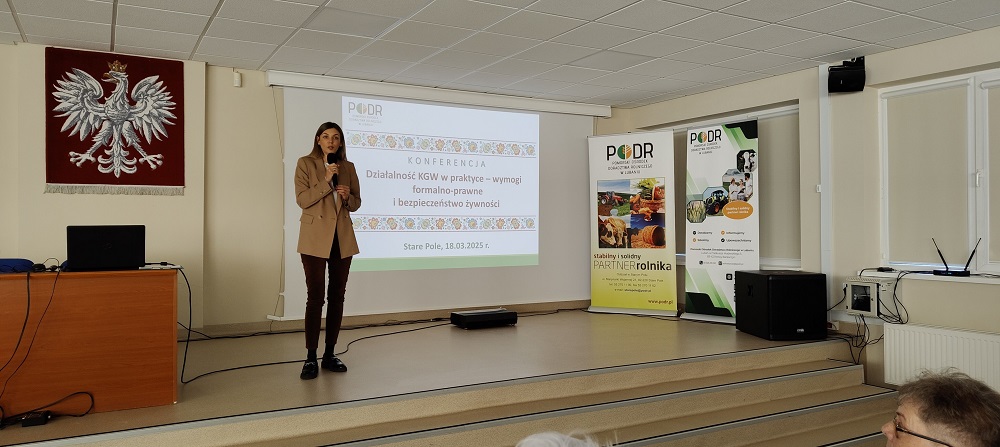 Z-ca Dyrektora PODR w Lubaniu Pani Karolina Wróbel